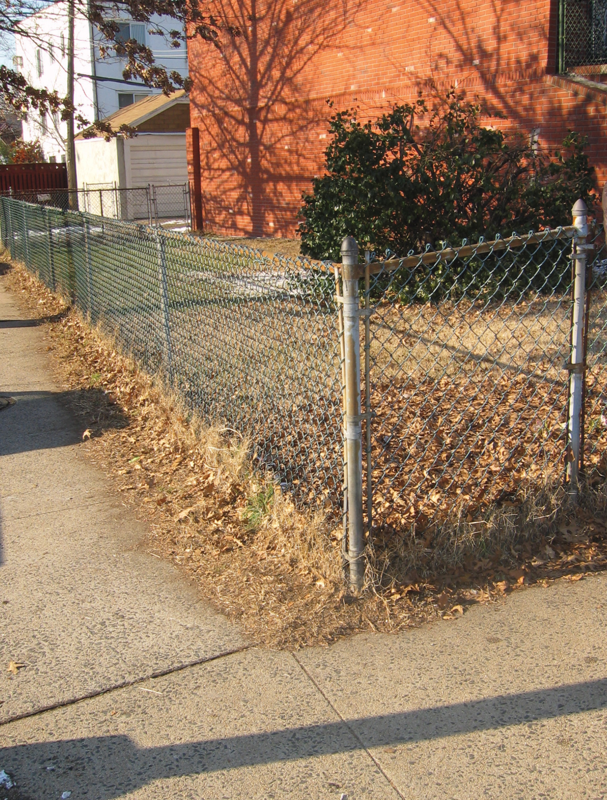 Photograph of block 209, lot 160, Queens, on the corner of Borden Ave & 40th St.