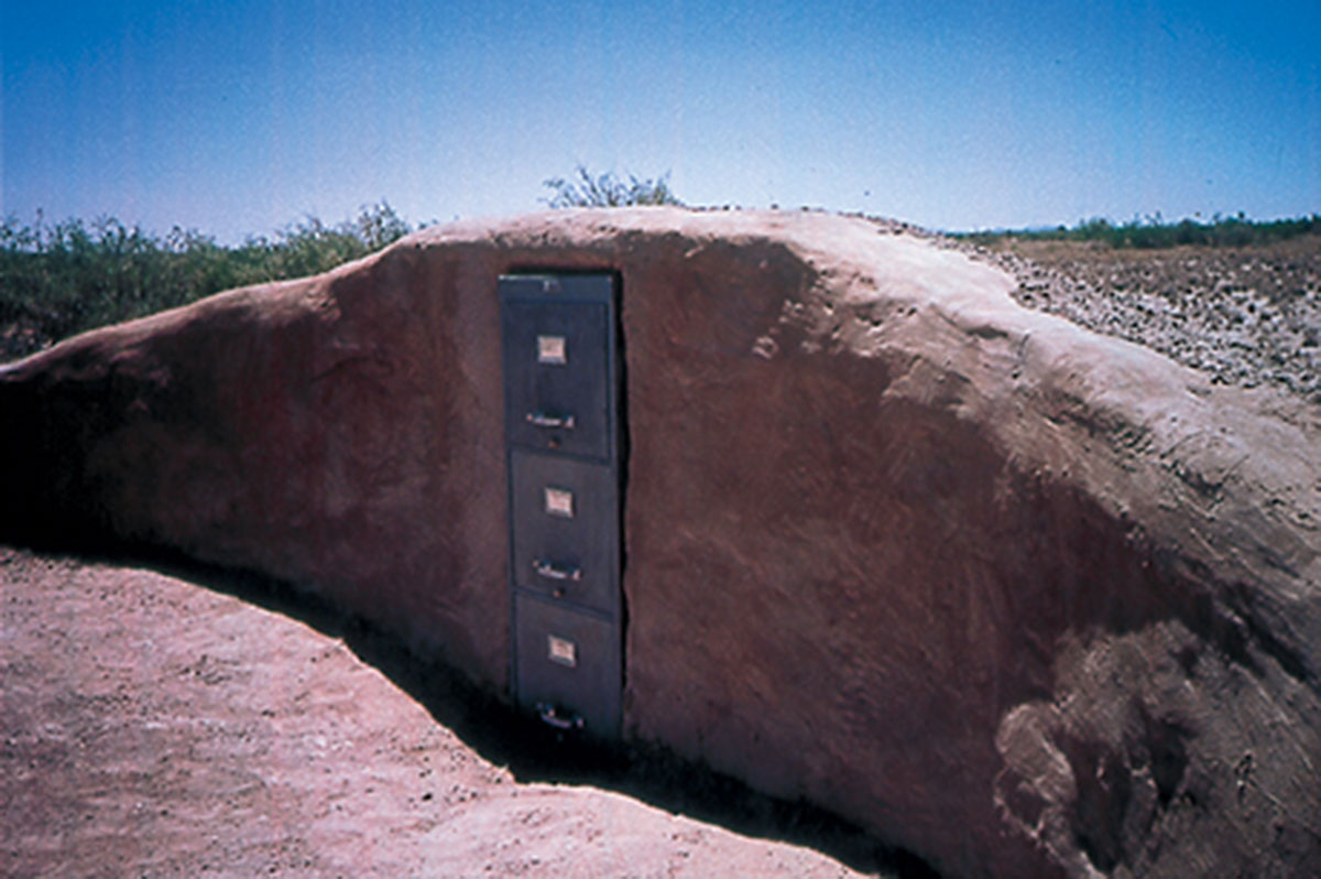 A photograph of the completed Cabinet National Library.