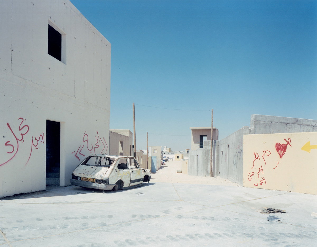 A photograph of the Israeli military's mockup town Chicago.