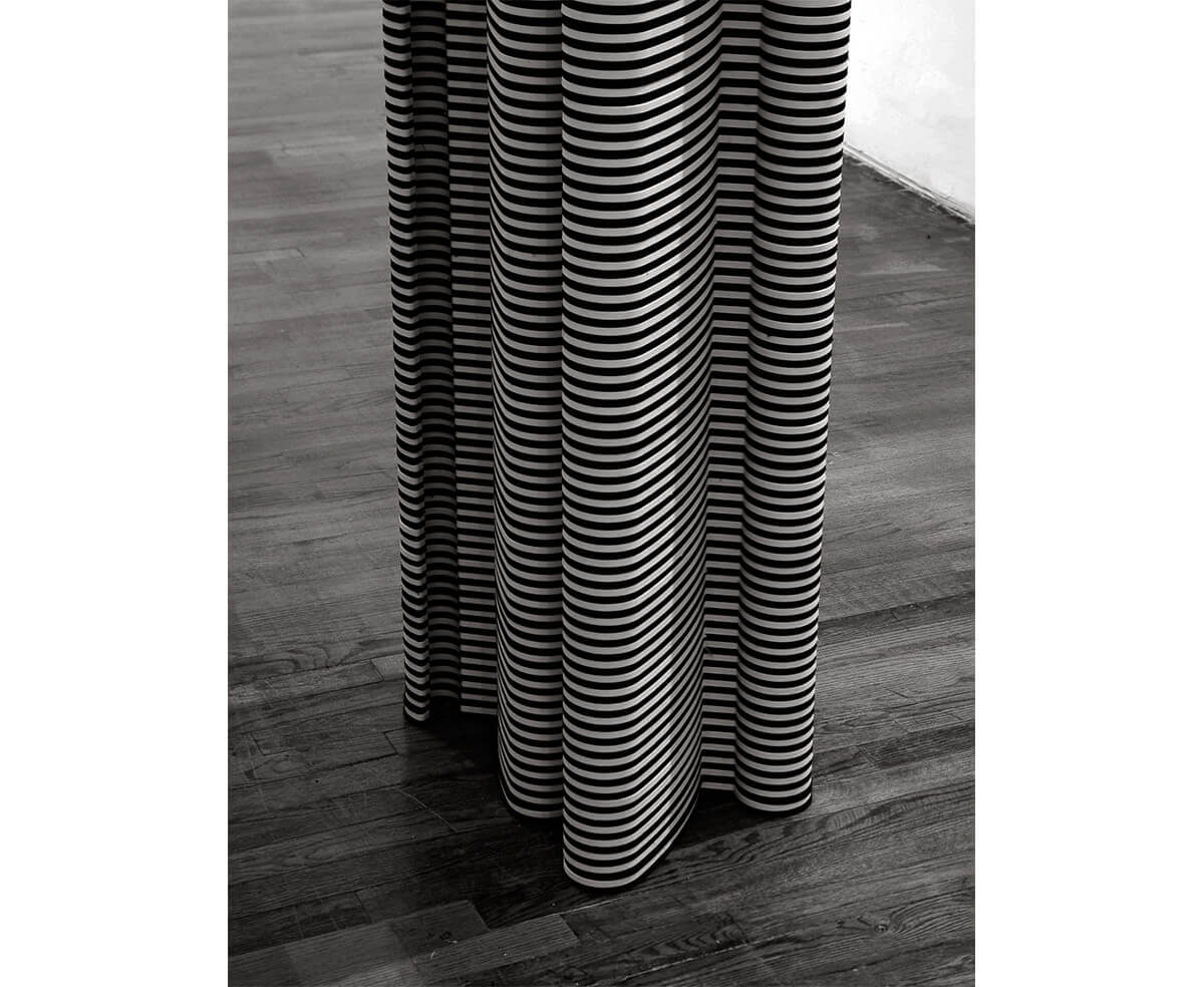 A two thousand six sculpture by Jacob Dahlgren titled “Untitled endless column.”